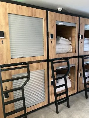 Capsule Hostel Andel Centre Spirit Praha