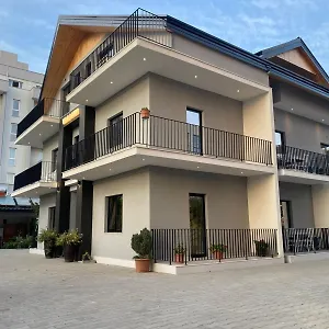 Lazri Penzion Shëngjin